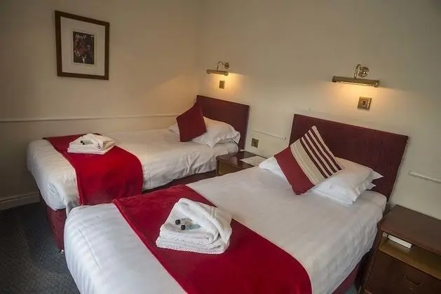 Tek Büyük veya İki Ayrı Yataklı Oda, Özel Banyo