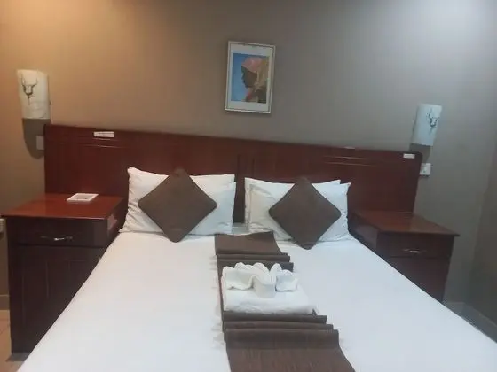 Standard Tek Büyük Yataklı Oda