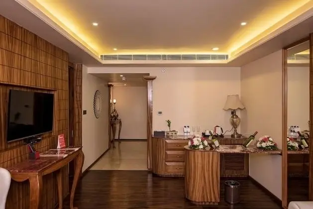 Club Tek Büyük veya İki Ayrı Yataklı Oda