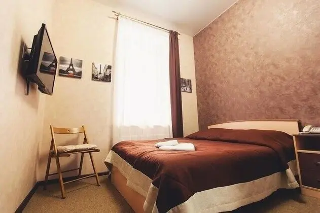 Standard Tek Büyük Yataklı Oda