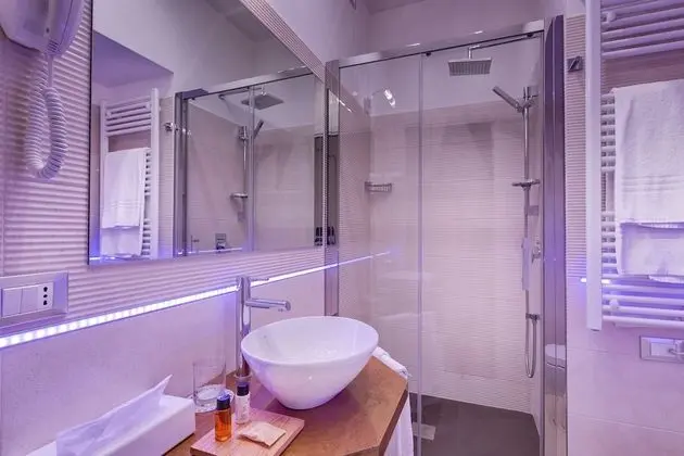 Deluxe Tek Büyük Yataklı Oda (Extra bed)