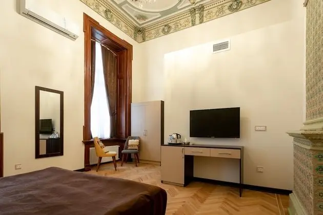 Deluxe Tek Büyük Yataklı Oda