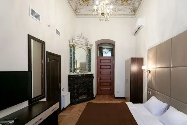Deluxe Tek Büyük Yataklı Oda