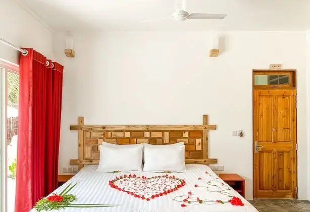 Deluxe Tek Büyük Yataklı Oda, Balkon