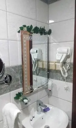 Junior Tek Büyük Yataklı Oda