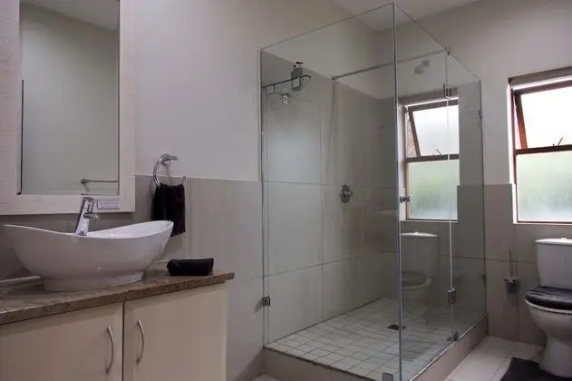 Deluxe Tek Büyük veya İki Ayrı Yataklı Oda, 1 Yatak Odası, Banyolu/Duşlu, Okyanus Manzaralı