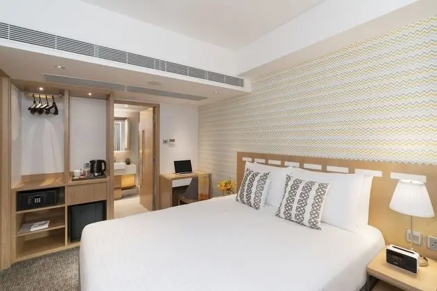 Superior Room, 1 Queen Bed