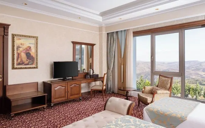Deluxe İki Ayrı Yataklı Oda