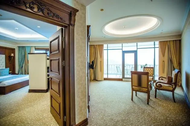 Premium Suite King