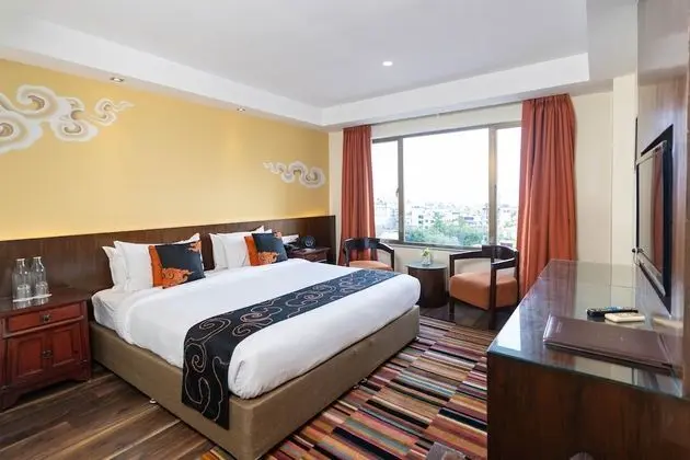Deluxe Tek Büyük Yataklı Oda