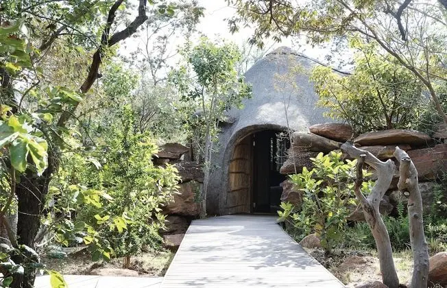 Villa (Nelson Mandela 1 Pres Suite & 5 Rooms)