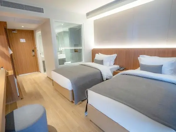 Superior King Room