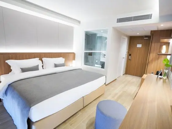 Superior King Room