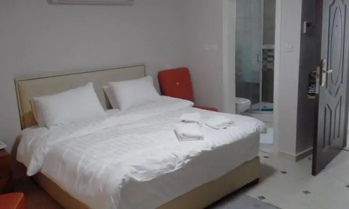 Standard Tek Büyük veya İki Ayrı Yataklı Oda