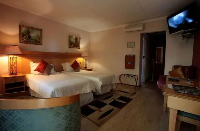 Luxury Tek Büyük veya İki Ayrı Yataklı Oda
