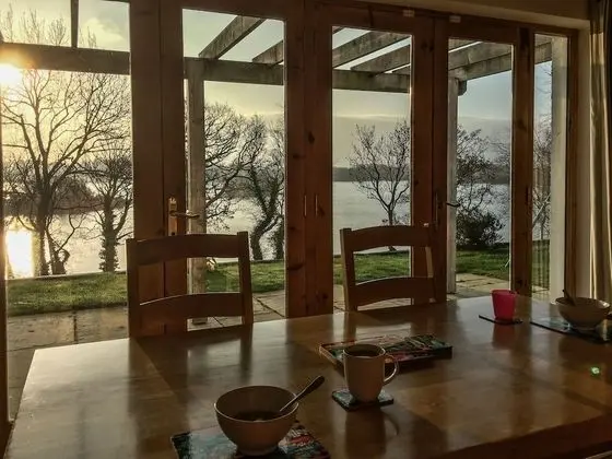 Kır Evi, Birden Çok Yatak, Sigara İçilmez, Göl Manzaralı