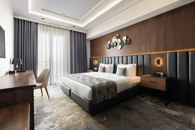 City Tek Büyük veya İki Ayrı Yataklı Oda