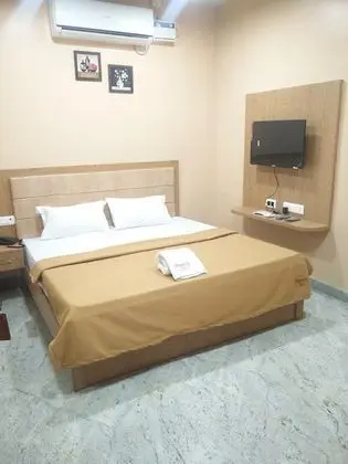 Economy Tek Büyük Yataklı Oda