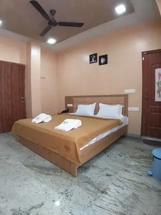 Economy Tek Büyük Yataklı Oda