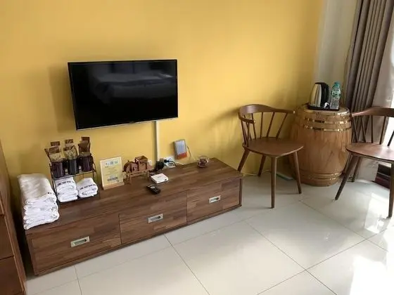 Basic Tek Büyük Yataklı Oda, Ortak Banyo