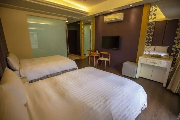 Standard Dört Kişilik Oda, Balkon
