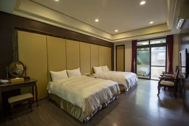 Standard Dört Kişilik Oda, Balkon
