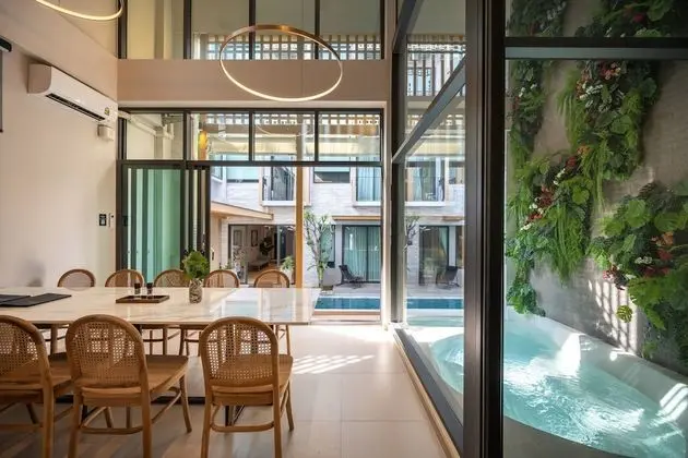 Exclusive TownHome Pool Villa