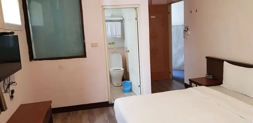 Basic Dört Kişilik Oda, 2 Çift Kişilik Yatak