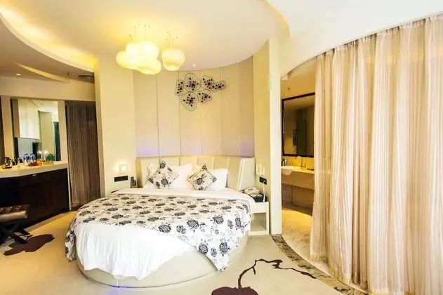 Romantic Oda (Round Bed)