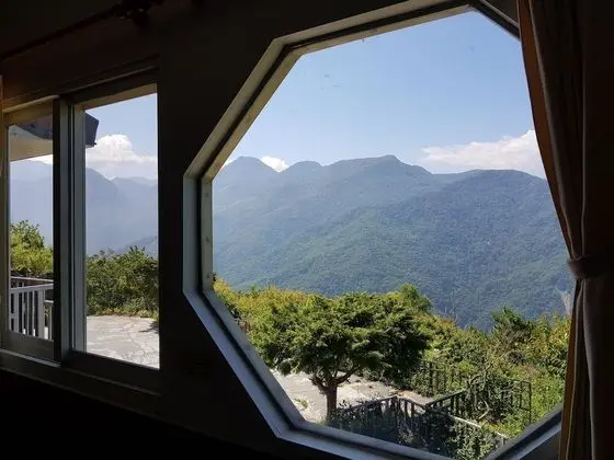 Tek Büyük Yataklı Oda, Dağ Manzaralı