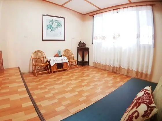 Traditional Tek Büyük Yataklı Oda