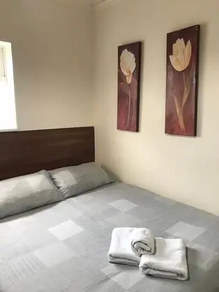 Small Double, Ensuite