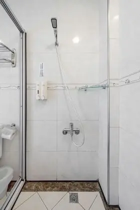 Tek Büyük Yataklı Oda, Bahçe Manzaralı