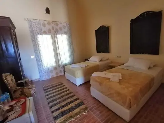 Basic Üç Kişilik Oda, 4 Yatak Odası