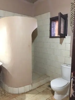 Basic Üç Kişilik Oda, 4 Yatak Odası