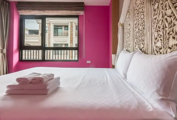 Tek Büyük Yataklı Oda, Balkon