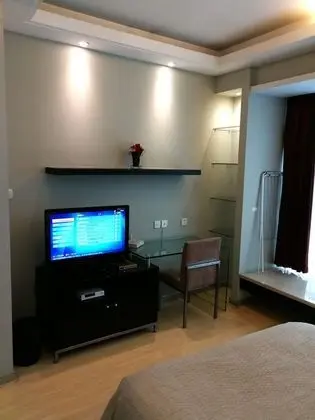 City Tek Büyük Yataklı Oda