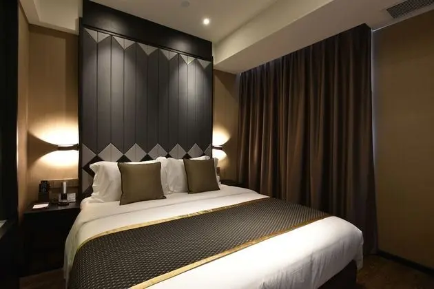 Standard Tek Büyük Yataklı Oda