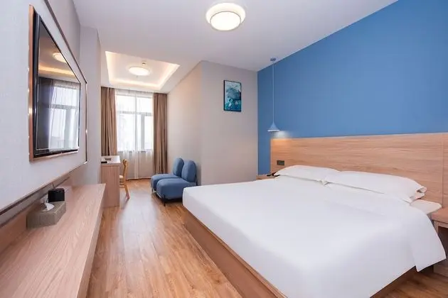 Business Tek Büyük Yataklı Oda