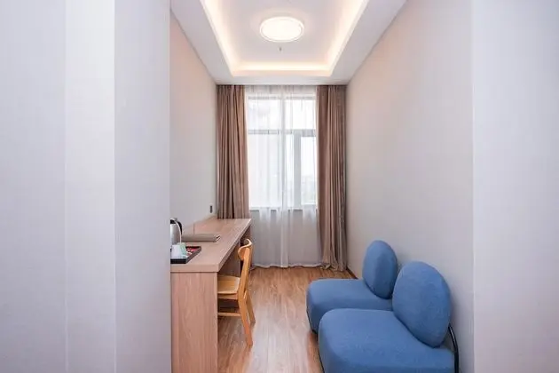 Business Tek Büyük Yataklı Oda