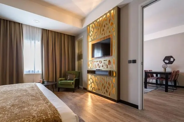 Deluxe Stüdyo, 1 En Büyük (King) Boy Yatak ve Çekyat