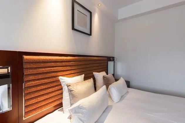 Standard Tek Büyük Yataklı Oda