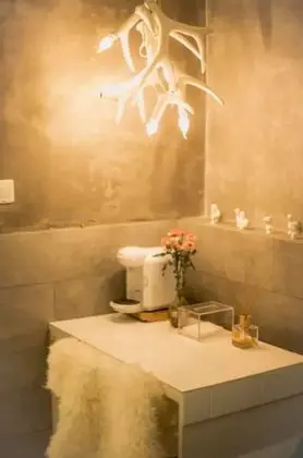 Deluxe Stüdyo, Sigara İçilmez, Bahçeli