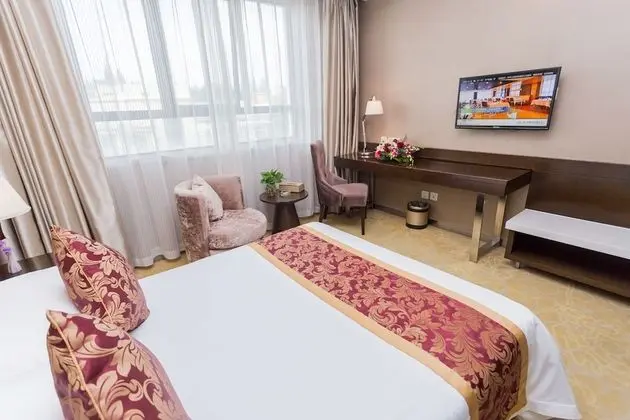 Business Tek Büyük Yataklı Oda