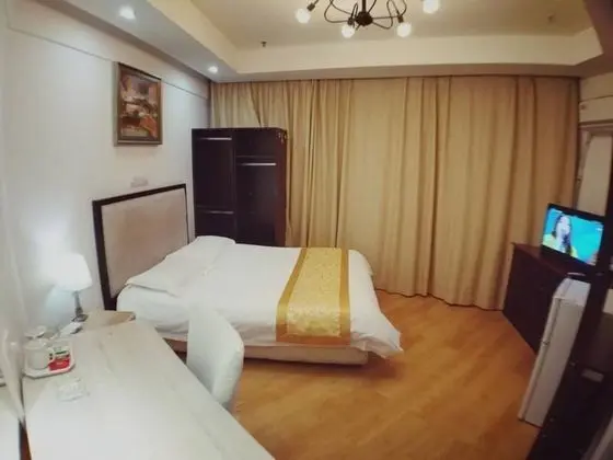 Business Tek Büyük Yataklı Oda