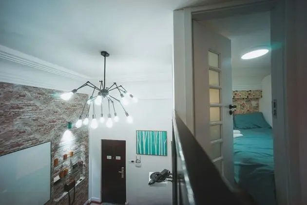 İki Ayrı Yataklı Oda, Sigara İçilmez