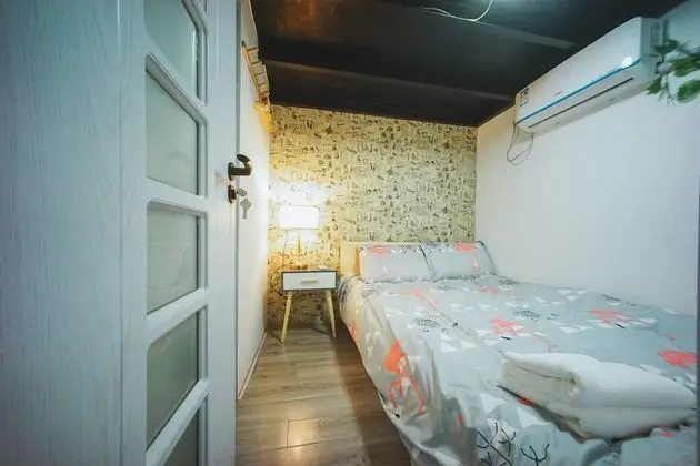 İki Ayrı Yataklı Oda, Sigara İçilmez