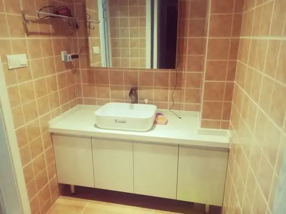 Basic Tek Büyük Yataklı Oda