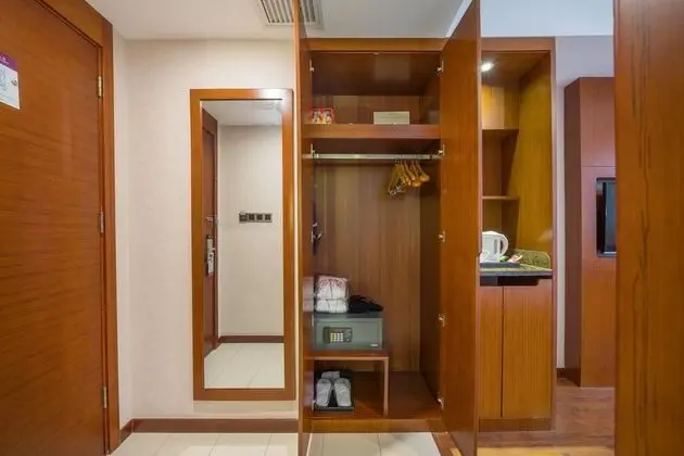 Deluxe Tek Büyük Yataklı Oda