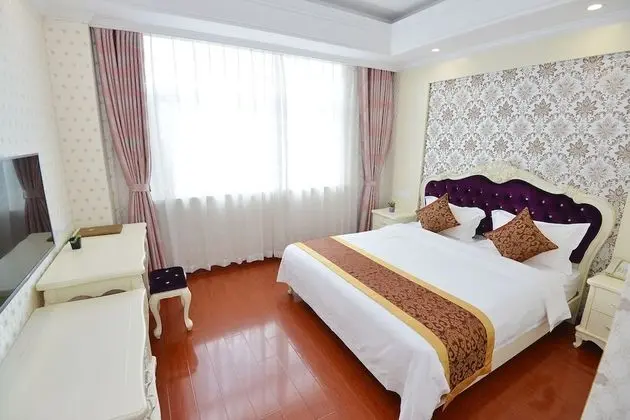 Deluxe Tek Büyük Yataklı Oda, 1 En Büyük (King) Boy Yatak, Engellilere Uygun, Sigara İçilmez